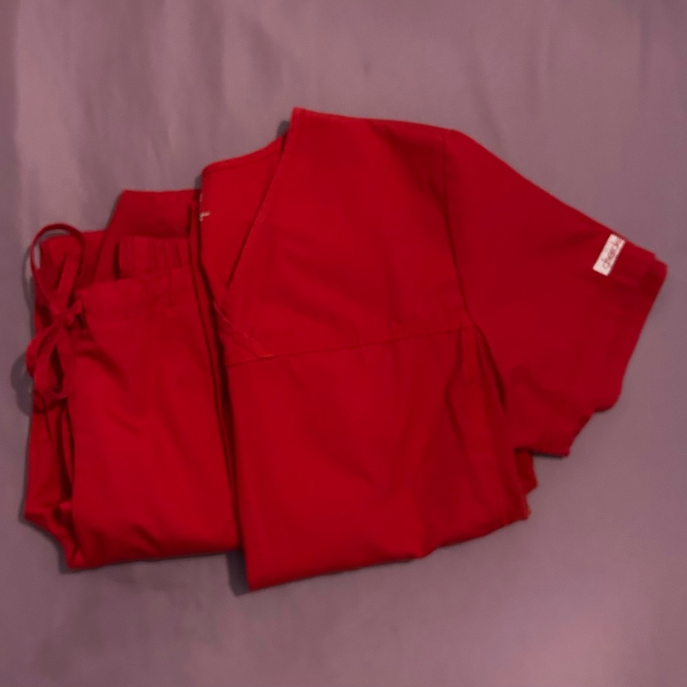 Chic Red V-Neck Women's Top